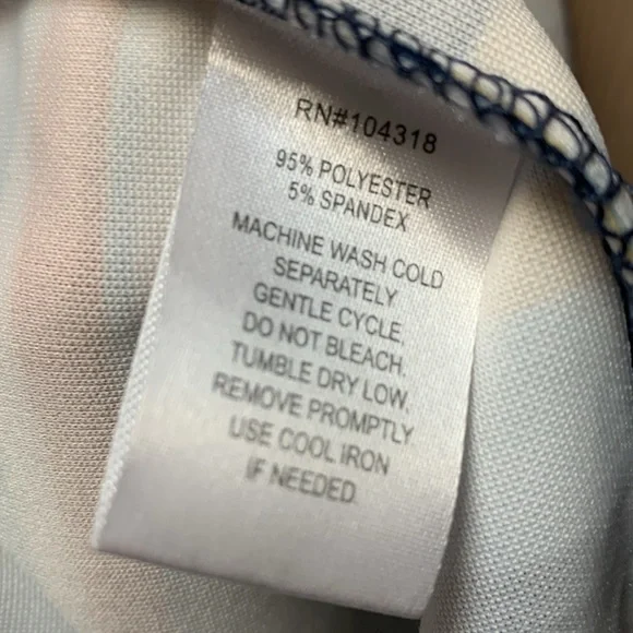 Derek Heart Dress - Picture 10 of 10